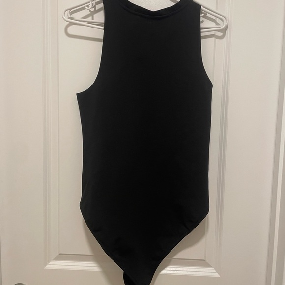 NEGOTIABLE PRICING EXCELLENT CONDITION - Picture 2 of 2